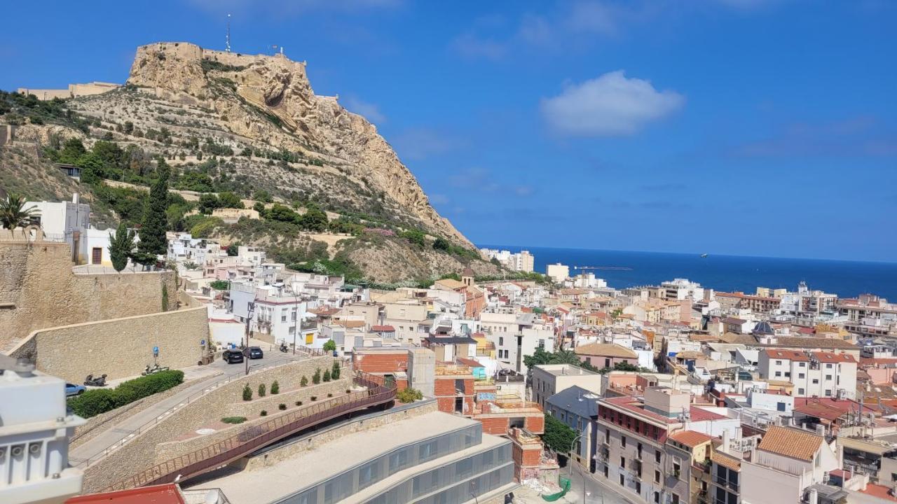 Corazon De Alicante Con Vistas Al Mar Y Al Castillo Dış mekan fotoğraf