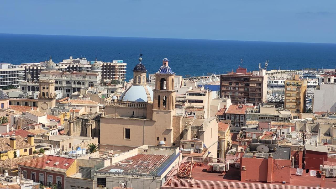 Corazon De Alicante Con Vistas Al Mar Y Al Castillo Dış mekan fotoğraf