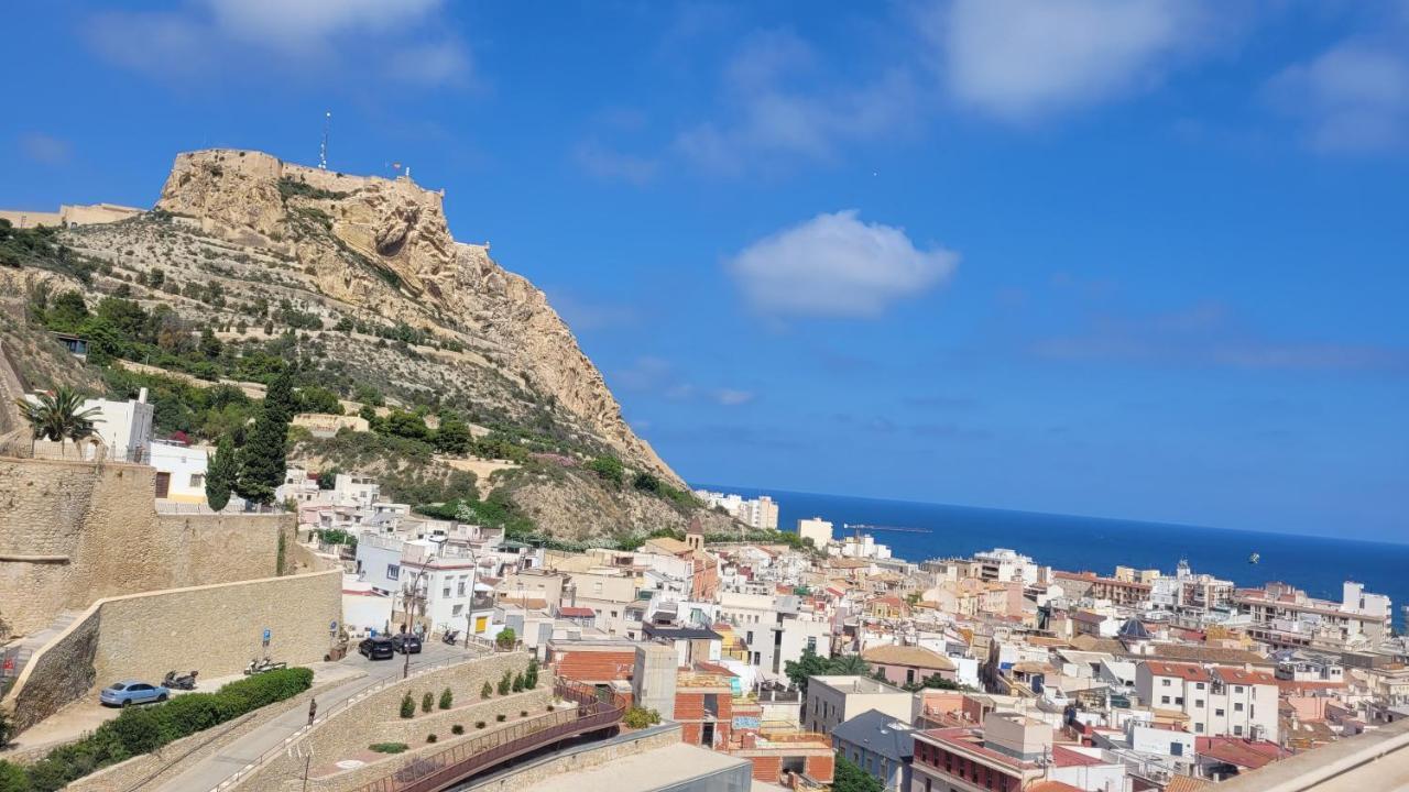 Corazon De Alicante Con Vistas Al Mar Y Al Castillo Dış mekan fotoğraf